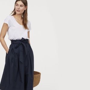 NWT h&m navy blue paper bag skirt